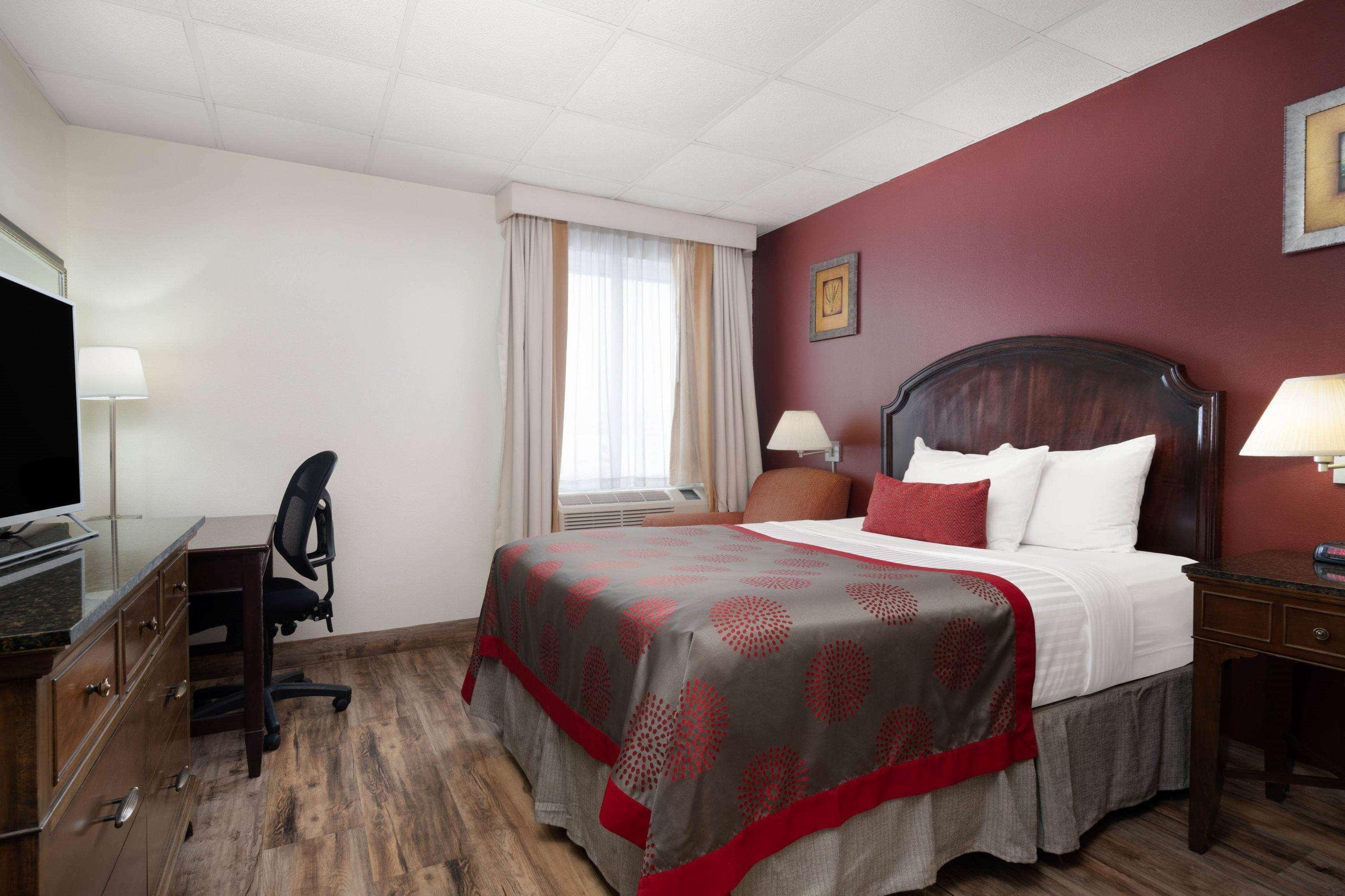 Ramada By Wyndham Albert Lea Eksteriør bilde