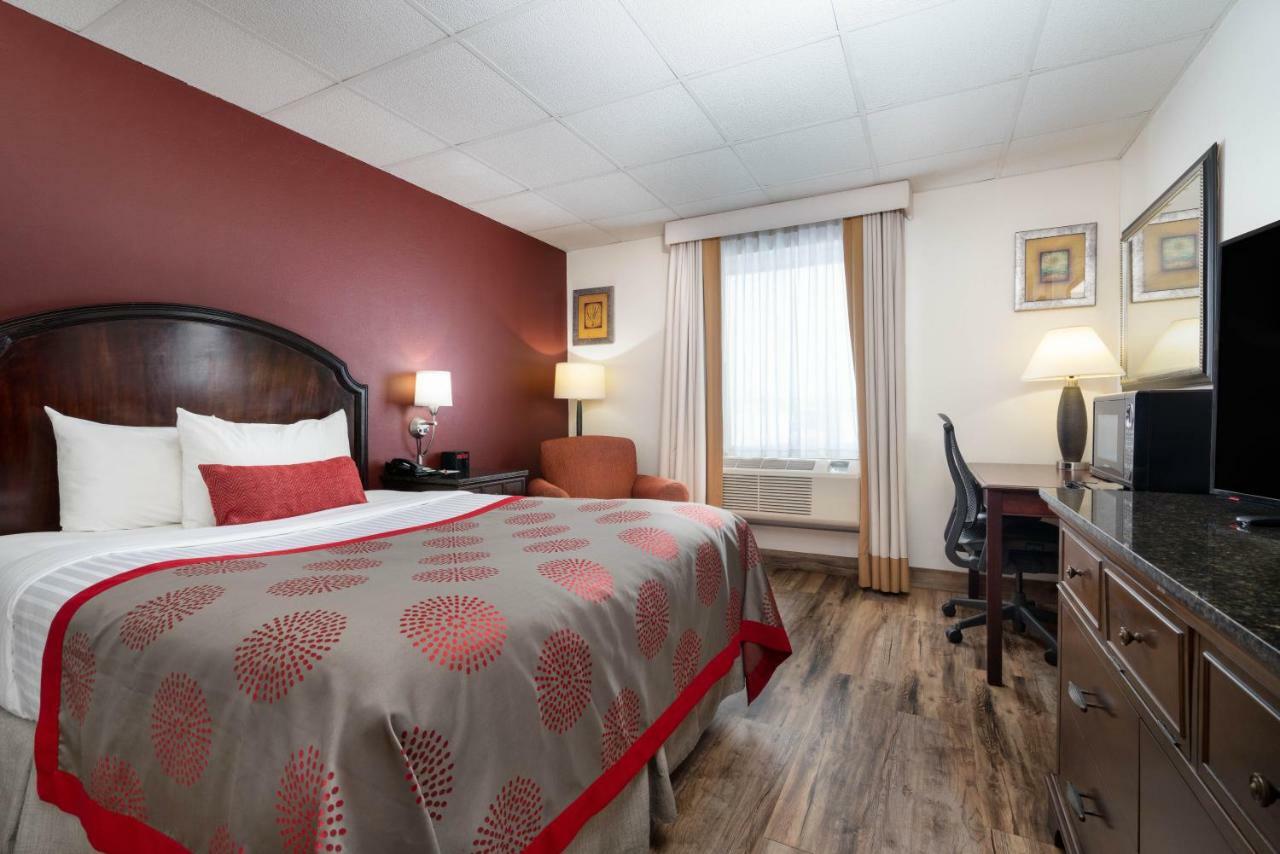 Ramada By Wyndham Albert Lea Eksteriør bilde